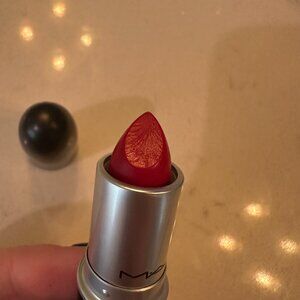 M.A.C. 'Ruby Woo' Retro Matte Lipstick-New No Box